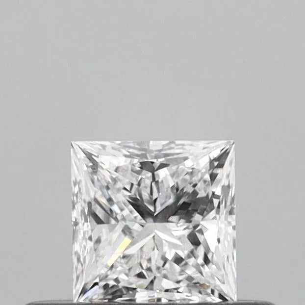 0.32ct Princess Lab Grown Diamond (Colour D, Clarity VS1, IGI Certified)