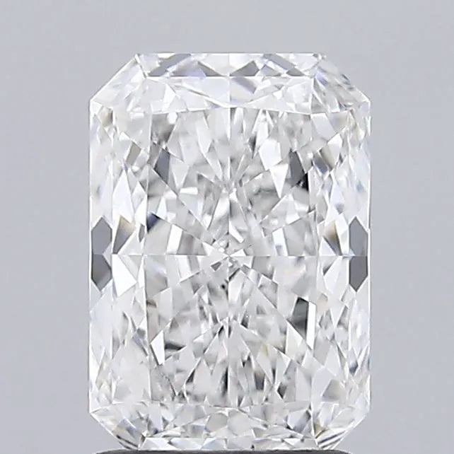 1.53ct Radiant Lab Grown Diamond (Colour E, Clarity VVS2, IGI Certified)