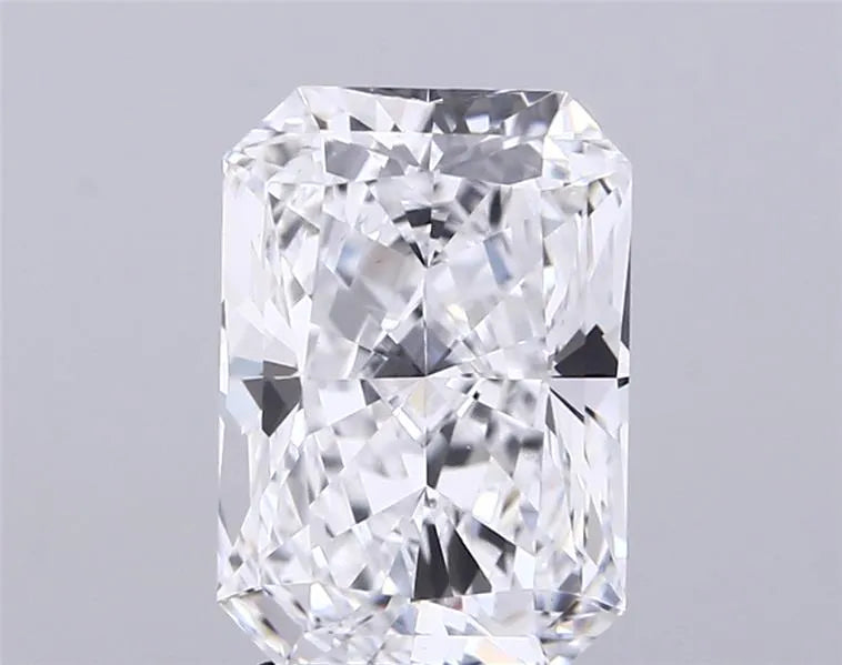 2.99ct Radiant Lab Grown Diamond (Colour D, Clarity VS1, IGI Certified)