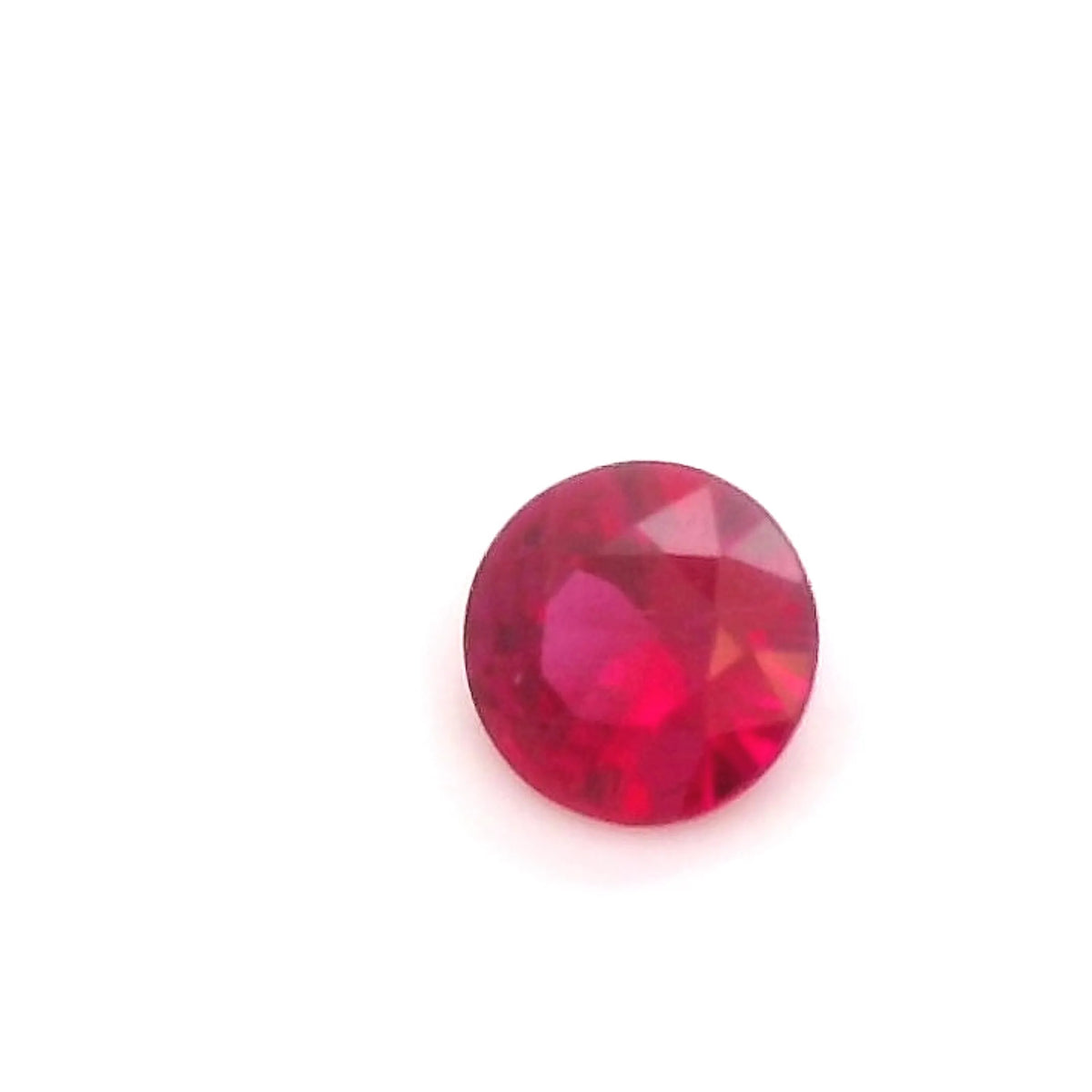 0.18ct Round Natural Ruby (Colour Red, Clarity Eye Clean, Cut Faceted)