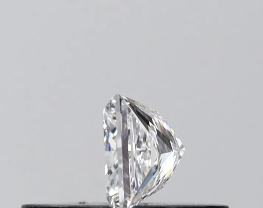 0.32ct Princess Lab Grown Diamond (Colour D, Clarity VVS2, IGI Certified)