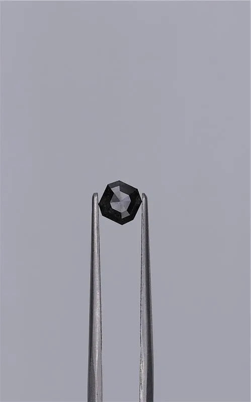 0.60ct Square emerald Natural Diamond (Colour Fancy Black, Clarity VVS2, Cut EX, GIA Certified)