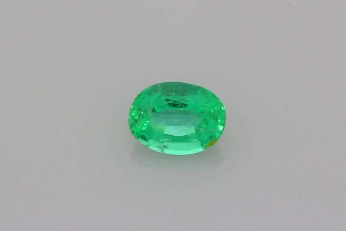 1.33ct Oval Natural Emerald (Colour Green, Clarity Eye Clean, Cut Faceted)