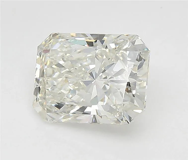 3.35ct Radiant Lab Grown Diamond (Colour I, Clarity VS1, IGI Certified)