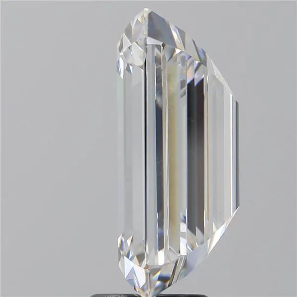 7.05ct Emerald Natural Diamond (Colour D, Clarity VVS1, GIA Certified)