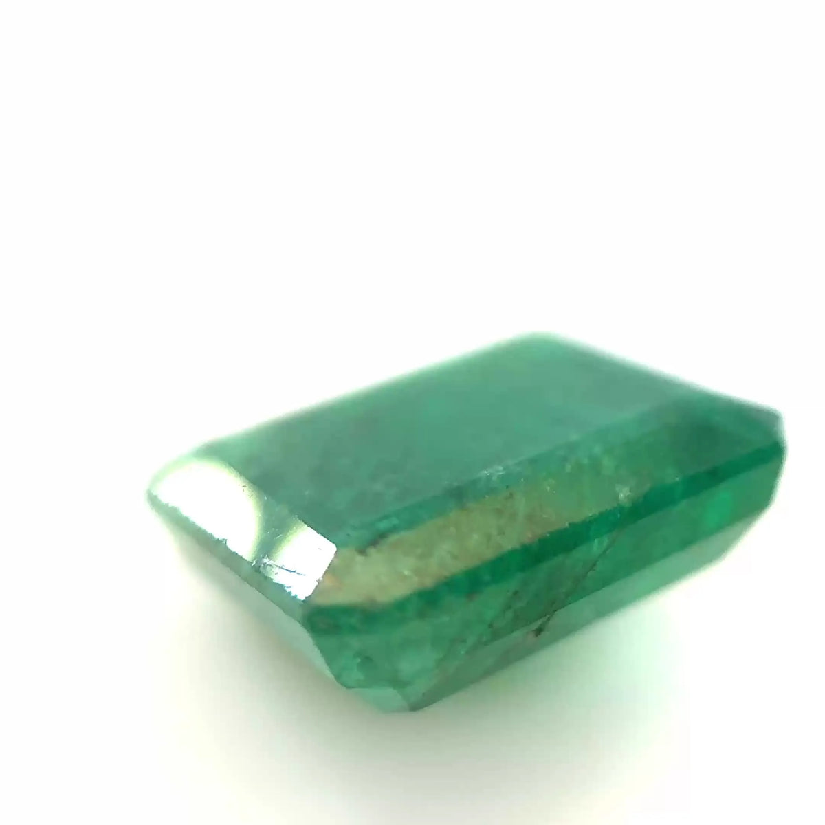 9.44ct Emerald Natural Emerald (Colour Green, Clarity Moderately Included, Cut Faceted)