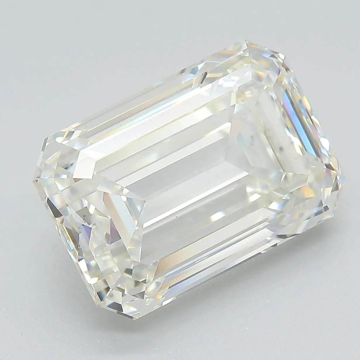 9.53ct Emerald Lab Grown Diamond (Colour H, Clarity VS2, IGI Certified)