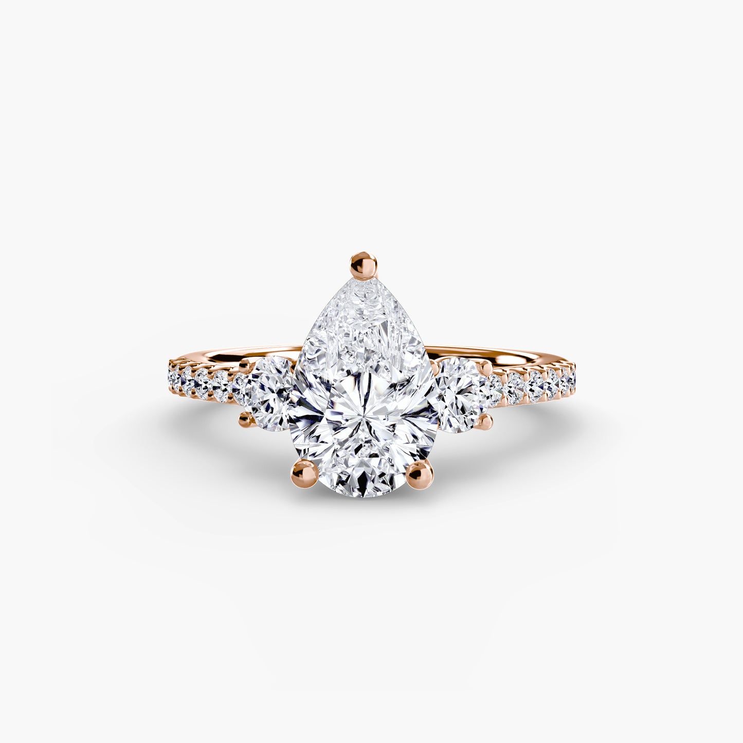 Pierścionek zaręczynowy Three-Stone Ring with Pavé Band 5 - oprawa
