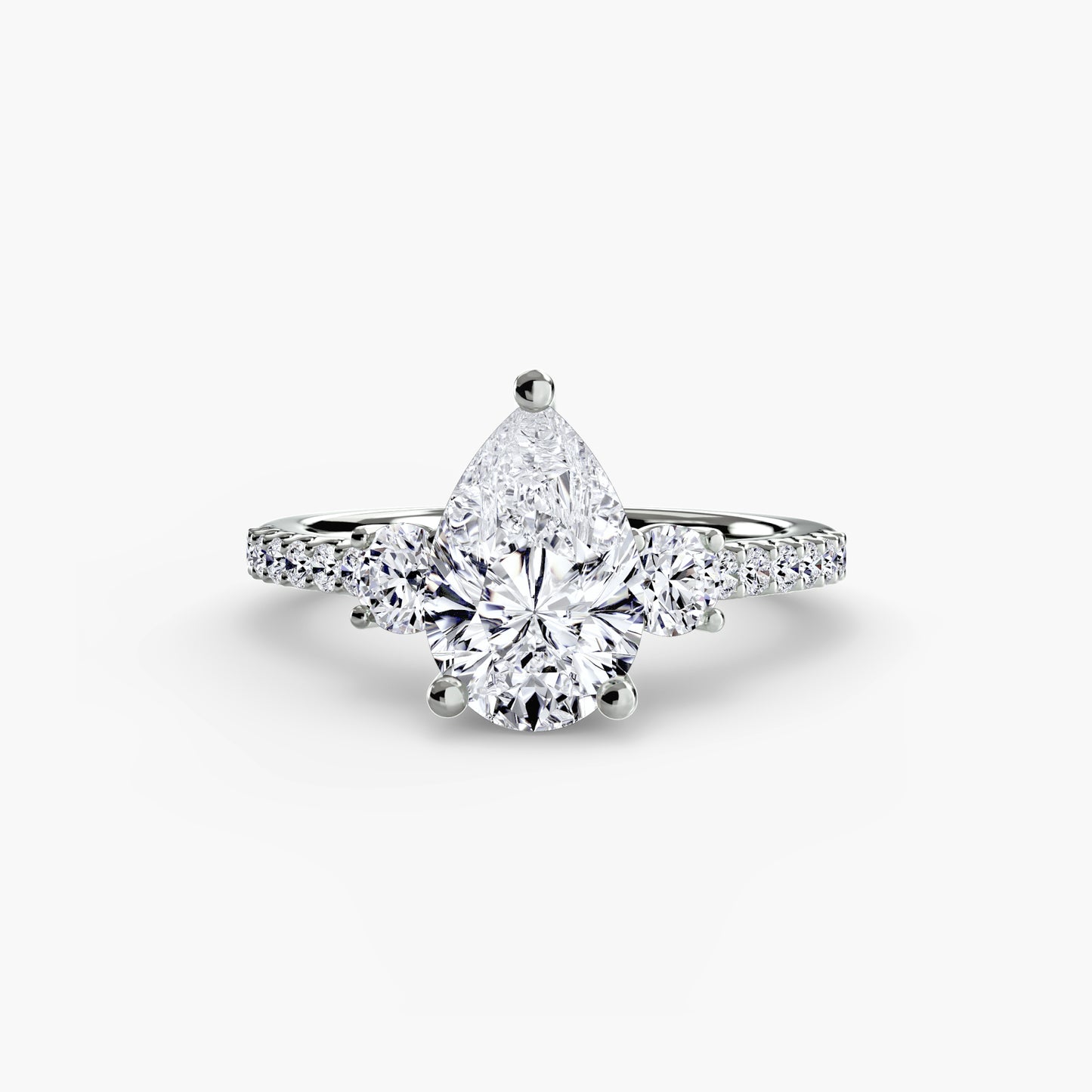 Pierścionek zaręczynowy Three-Stone Ring with Pavé Band 5 – trzy kamienie i obrączka pavé 2,3 mm